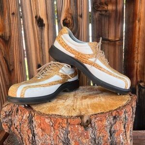 ECCO KDA 1963 White Tan Retro Leather Golf Cleats Golf Shoes, Women’s 38 7 7.5